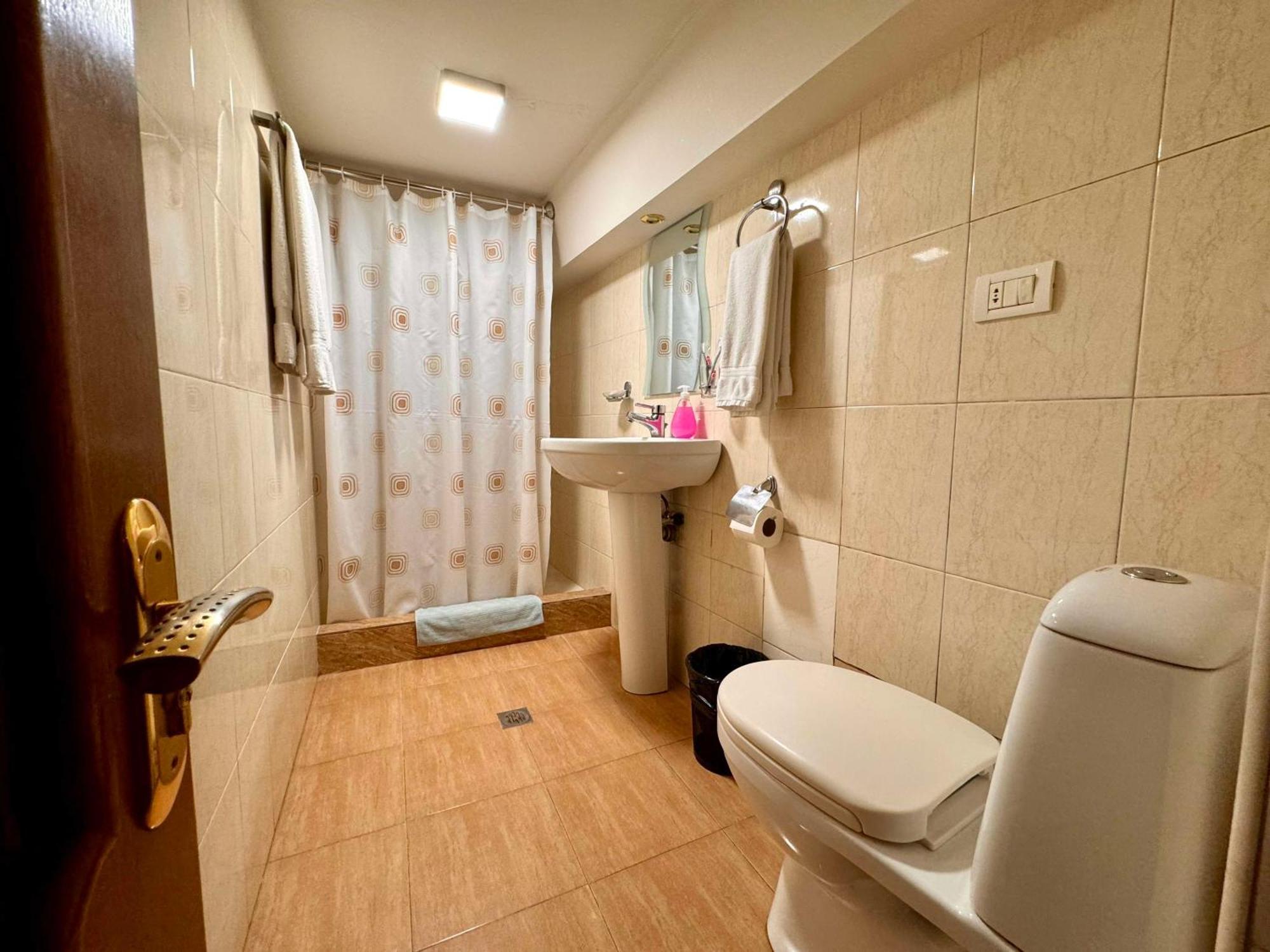 Time Hotel & Tours Ереван Экстерьер фото