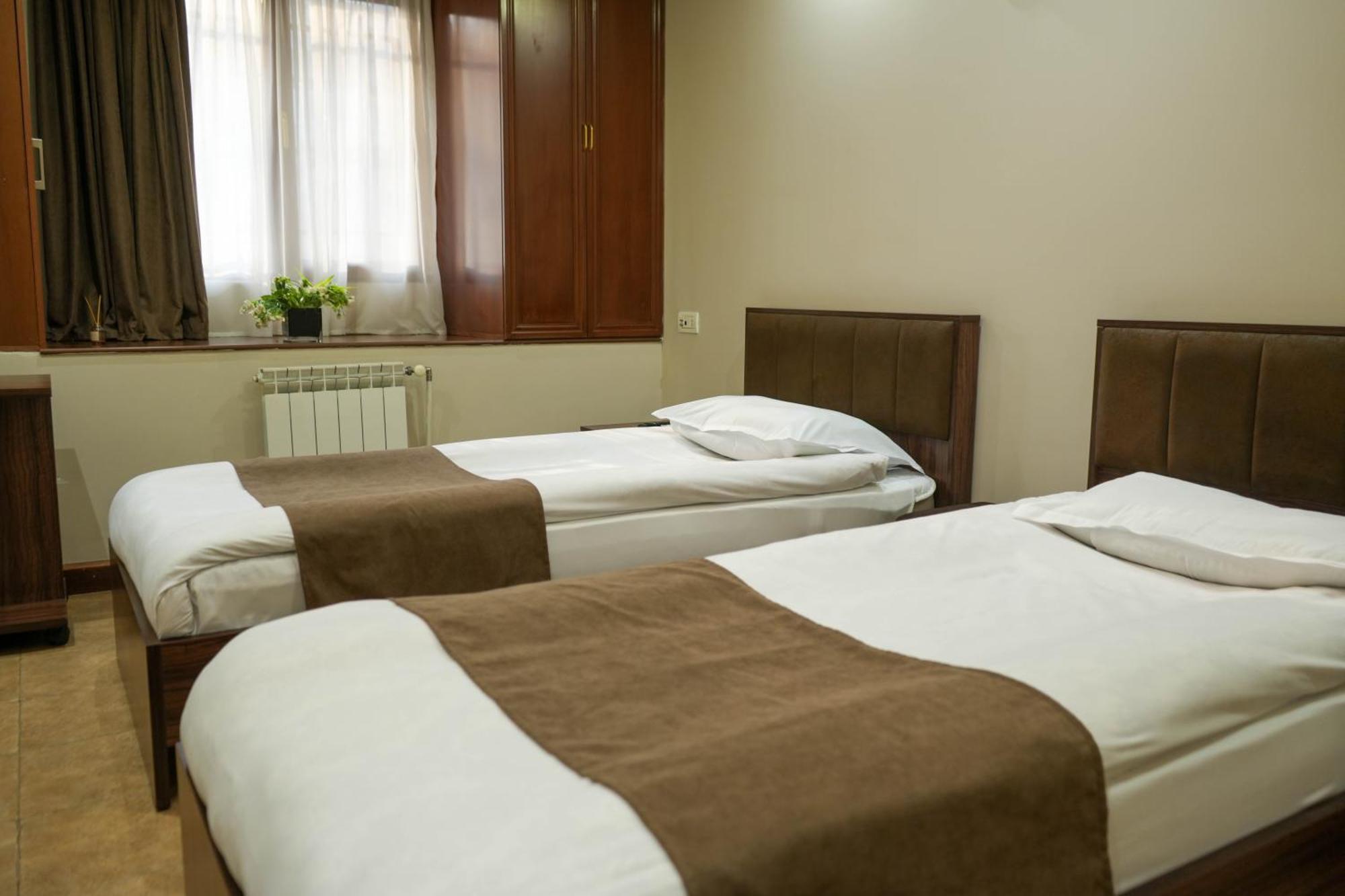 Time Hotel & Tours Ереван Номер фото